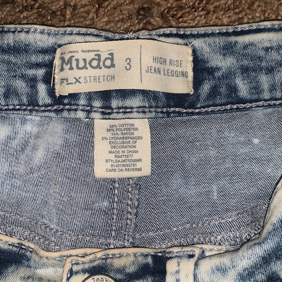 Mudd Stretch High Rise Jeans - Picture 7 of 7